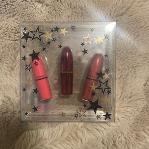 NWT 3 Piece Mac Makeup Lipstick Set!